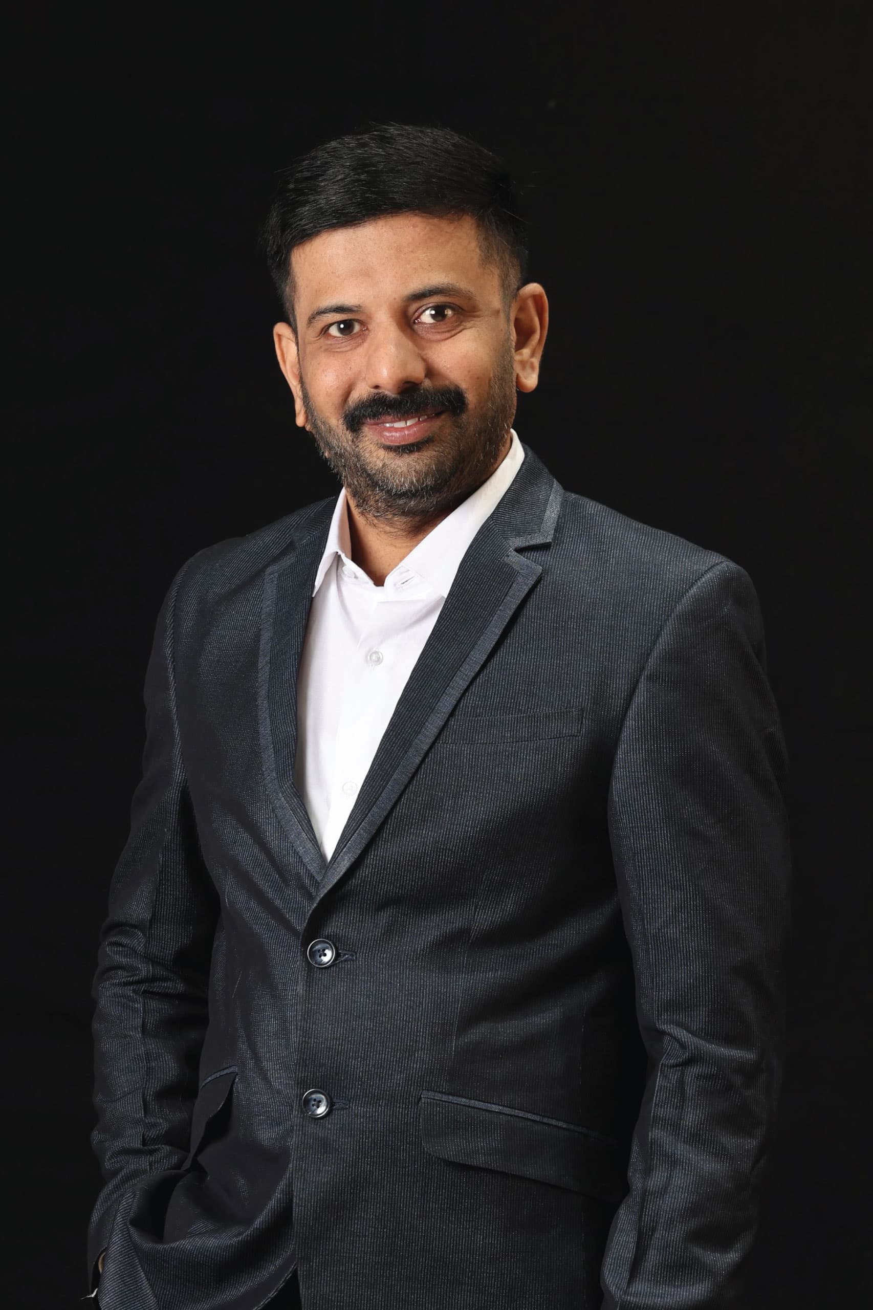 Mr. Rushikesh Gandevikar